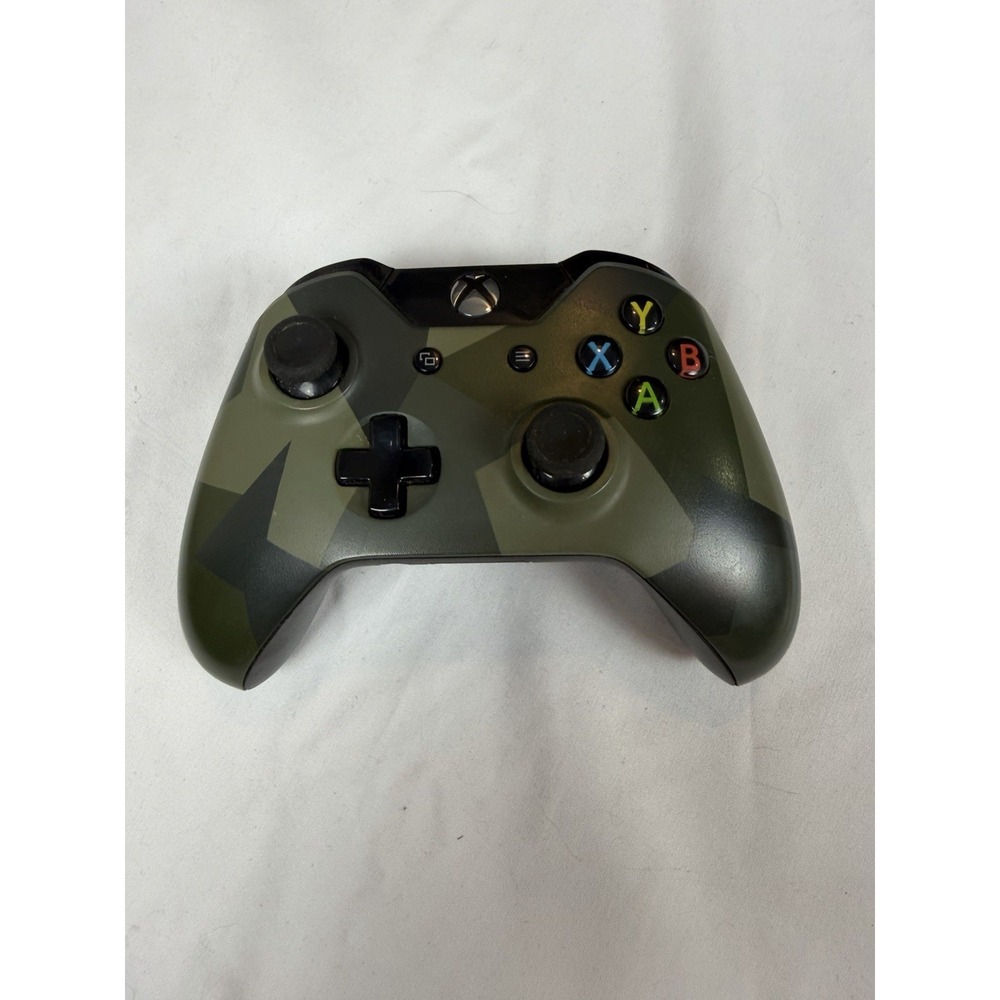 Microsoft Xbox One Armed Forces Camo Wireless Controller OEM Green Tested